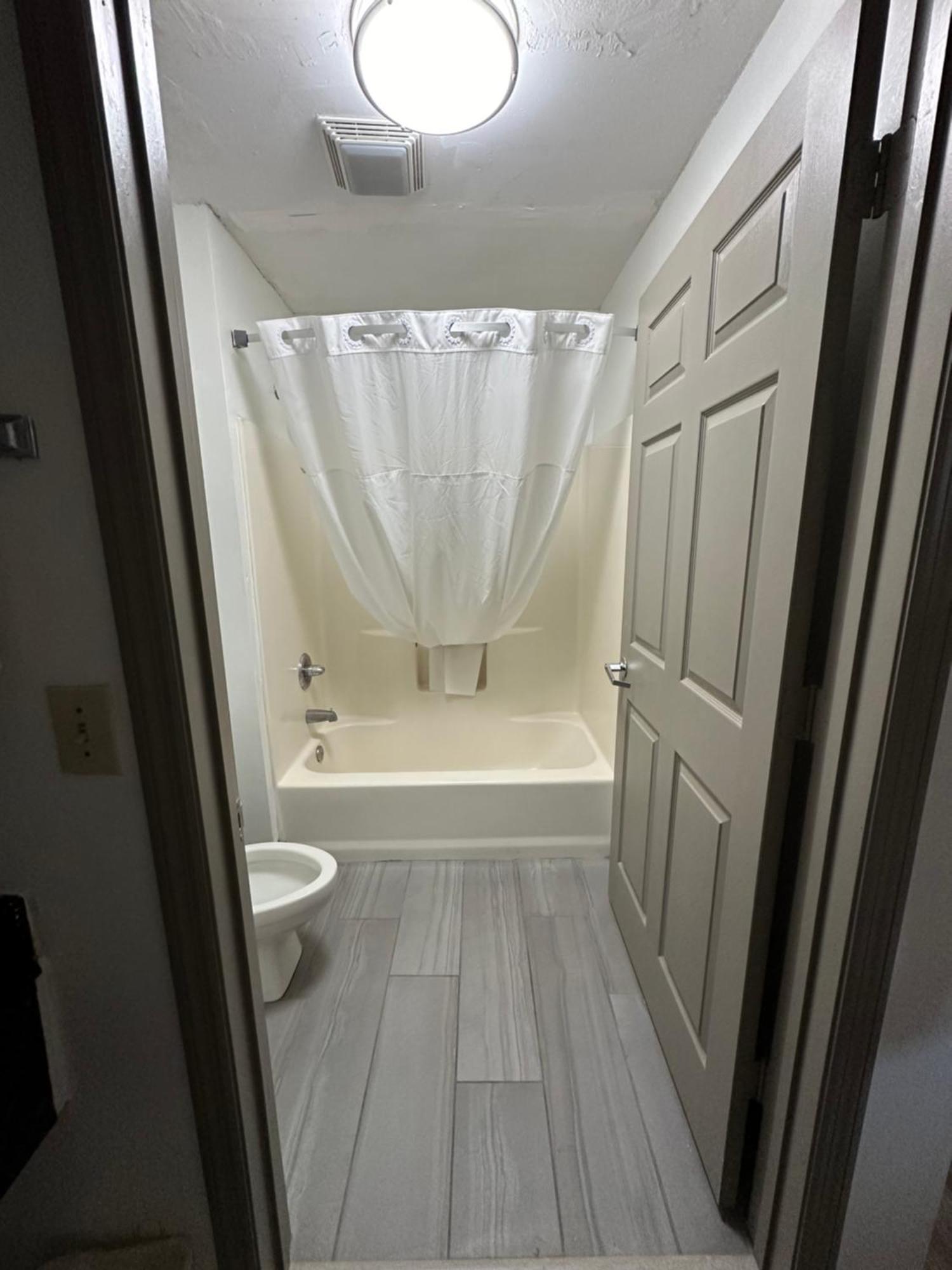 Quality Inn & Suites Decatur Priceville I-65 Bagian luar foto